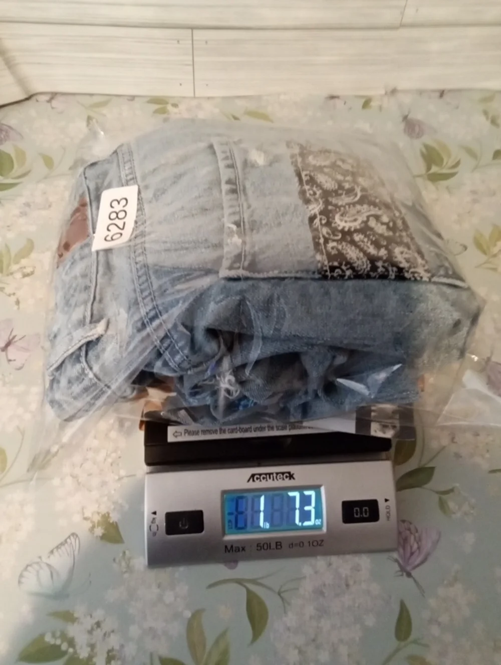 BDG Super Distressed Baggy Barrel Button Closure Streetwear Skater Grunge Jean